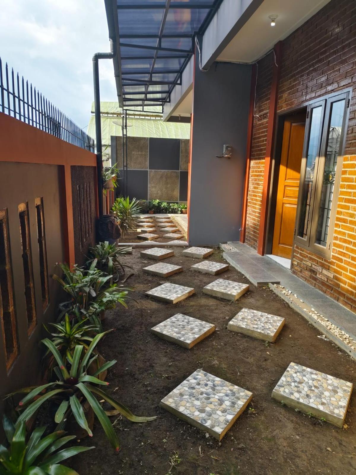 Bajorah Homestay Lembang Buitenkant foto